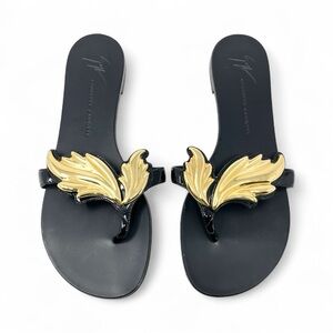 Giuseppe Zanotti Black Gold Cruel Summer Wing Leather Flat Thong Sandals 37 7